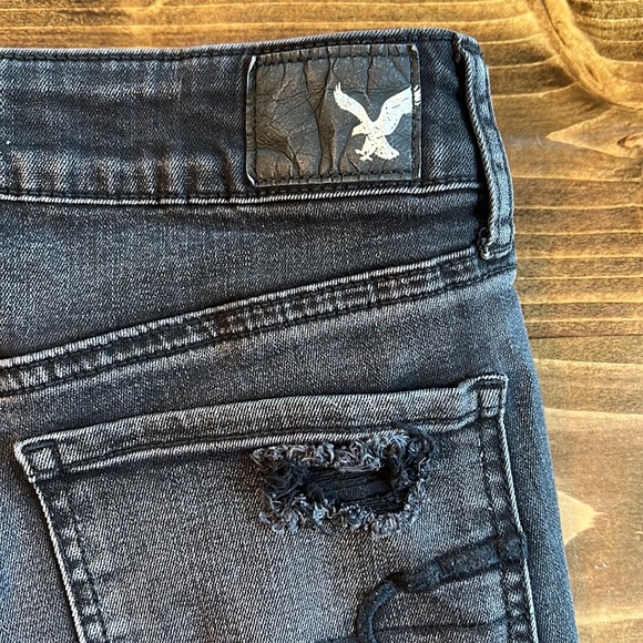 American Eagle Distressed Shorts - Picture 9 of 10